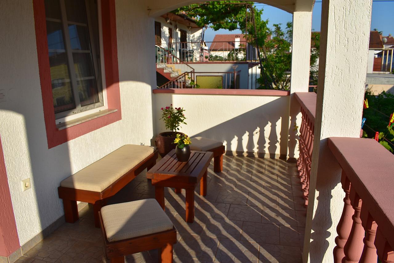 Apartments Zara Екстериор снимка